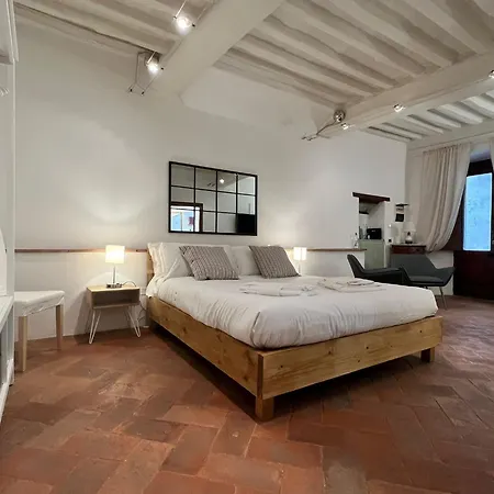 Vicolo Della Scala Apartment *